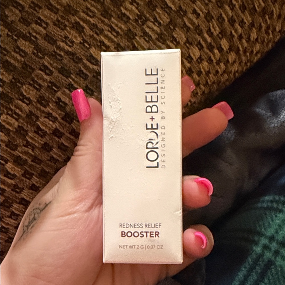 Lorie + Belle Redness Relief Booster - White